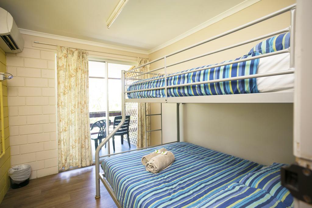 The Hostel, Еърли Бийч Екстериор снимка