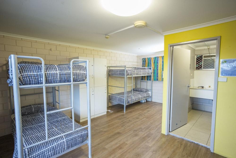 The Hostel, Еърли Бийч Екстериор снимка